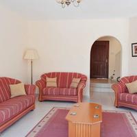 Таунхаус на второй линии моря/озера на Кипре, Пафос, 125 кв.м.