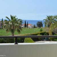 Villa at the second line of the sea / lake, in the suburbs in Republic of Cyprus, Eparchia Pafou, 140 sq.m.