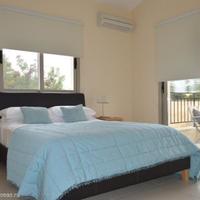 Villa in the suburbs in Republic of Cyprus, Eparchia Pafou, 150 sq.m.