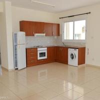 Flat in the city center in Republic of Cyprus, Eparchia Pafou, 80 sq.m.
