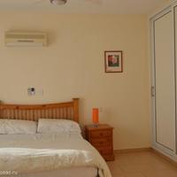 Квартира на второй линии моря/озера на Кипре, Пафос, 56 кв.м.