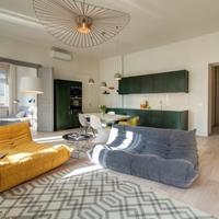 Flat in the city center in Hungary, Budapest, 97 sq.m.