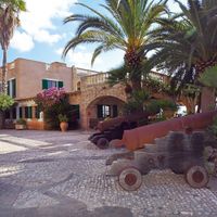 Villa in Spain, Balearic Islands, Palma, 1145 sq.m.