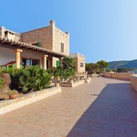 Villa in Spain, Balearic Islands, Palma, 1145 sq.m.