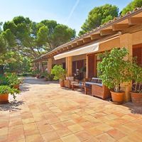 Villa in Spain, Balearic Islands, Palma, 1100 sq.m.