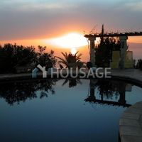 Villa in Spain, Canary Islands, Santa Cruz de Tenerife, 269 sq.m.