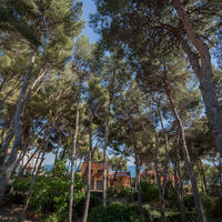 Дом на первой линии моря/озера в Испании, Каталония, Барселона, 372 кв.м.