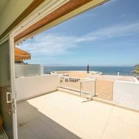 Apartment at the first line of the sea / lake in Spain, Canary Islands, Santa Cruz de Tenerife, 65 sq.m.