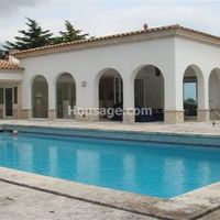 Villa in Spain, Catalunya, Girona, 476 sq.m.