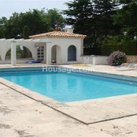 Villa in Spain, Catalunya, Girona, 476 sq.m.