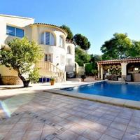 Villa in Spain, Comunitat Valenciana, Alicante, 238 sq.m.