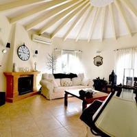 Villa in Spain, Comunitat Valenciana, Alicante, 238 sq.m.