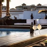 Villa in Spain, Comunitat Valenciana, Alicante, 340 sq.m.