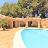 Villa in Spain, Comunitat Valenciana, Alicante, 293 sq.m.