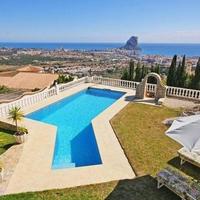 Villa in Spain, Comunitat Valenciana, Alicante, 260 sq.m.