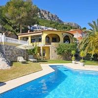 Villa in Spain, Comunitat Valenciana, Alicante, 260 sq.m.