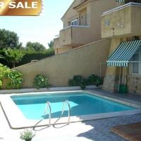 Villa in Spain, Comunitat Valenciana, Alicante, 195 sq.m.