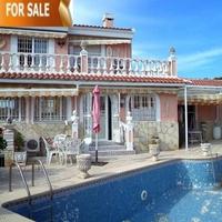 Villa in Spain, Comunitat Valenciana, Alicante, 240 sq.m.