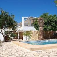 Villa in Spain, Comunitat Valenciana, Alicante, 350 sq.m.