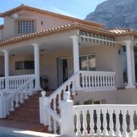Villa in Spain, Comunitat Valenciana, Alicante, 335 sq.m.