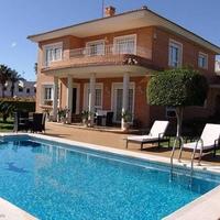 Villa in Spain, Comunitat Valenciana, Alicante, 400 sq.m.