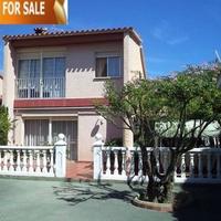 Townhouse in Spain, Comunitat Valenciana, Alicante, 160 sq.m.