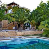 Villa in Spain, Comunitat Valenciana, Alicante, 400 sq.m.