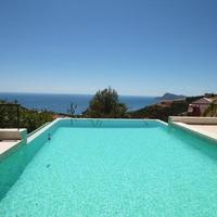 Villa in Spain, Comunitat Valenciana, Alicante, 400 sq.m.