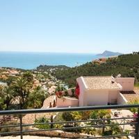 Villa in Spain, Comunitat Valenciana, Alicante, 400 sq.m.