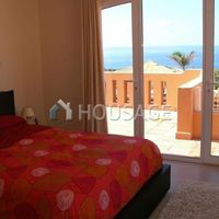 Villa in Spain, Canary Islands, Santa Cruz de Tenerife, 120 sq.m.