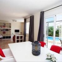 Villa in Spain, Comunitat Valenciana, Alicante, 195 sq.m.