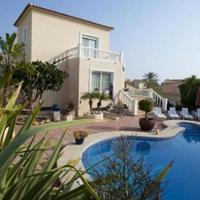Villa in Spain, Comunitat Valenciana, Alicante, 328 sq.m.
