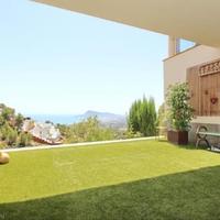 Townhouse in Spain, Comunitat Valenciana, Alicante, 320 sq.m.