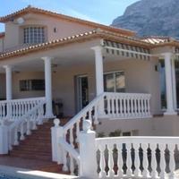 Villa in Spain, Comunitat Valenciana, Alicante, 335 sq.m.