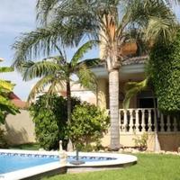 Villa in Spain, Comunitat Valenciana, Alicante, 400 sq.m.