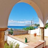 Villa in Spain, Comunitat Valenciana, Alicante, 250 sq.m.