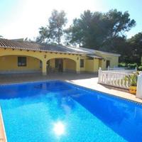 Villa in Spain, Comunitat Valenciana, Alicante, 190 sq.m.