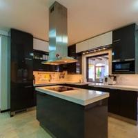 Villa in Spain, Comunitat Valenciana, Alicante, 285 sq.m.