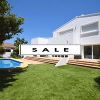 Villa in Spain, Comunitat Valenciana, Alicante, 190 sq.m.