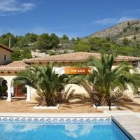 Villa in Spain, Comunitat Valenciana, Alicante, 734 sq.m.