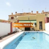 Townhouse in Spain, Comunitat Valenciana, Alicante, 240 sq.m.