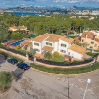 Villa in Spain, Balearic Islands, Palma, 430 sq.m.