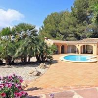 Villa in Spain, Comunitat Valenciana, Alicante, 210 sq.m.