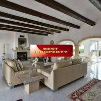 Villa in Spain, Comunitat Valenciana, Alicante, 600 sq.m.