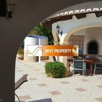 Villa in Spain, Comunitat Valenciana, Alicante, 230 sq.m.