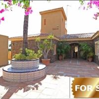 Villa in Spain, Comunitat Valenciana, Alicante, 530 sq.m.