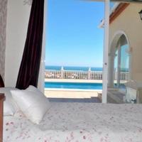 Villa in Spain, Comunitat Valenciana, Alicante, 500 sq.m.