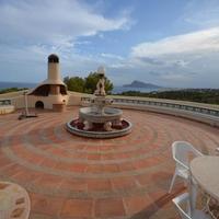 Villa in Spain, Comunitat Valenciana, Alicante, 300 sq.m.