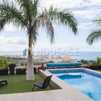 Villa in Spain, Canary Islands, Santa Cruz de Tenerife, 352 sq.m.