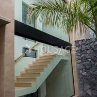Villa in Spain, Canary Islands, Santa Cruz de Tenerife, 352 sq.m.
